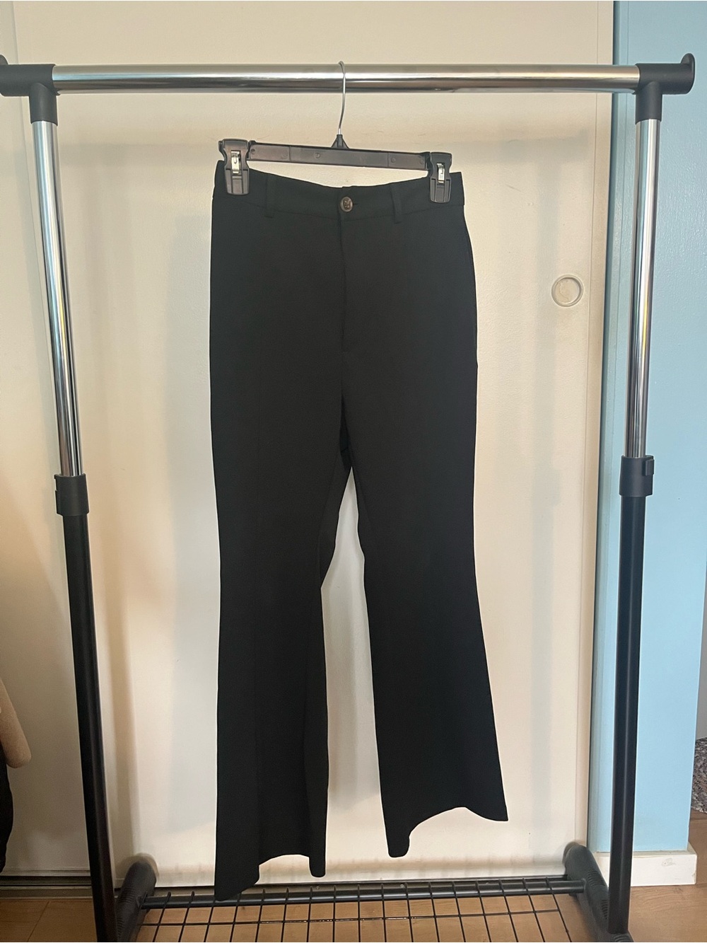 GU flared jersey slacks